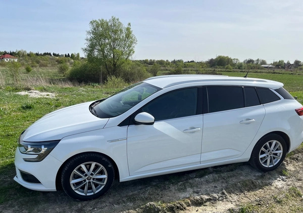 Renault Megane cena 43900 przebieg: 201138, rok produkcji 2018 z Chełm małe 232